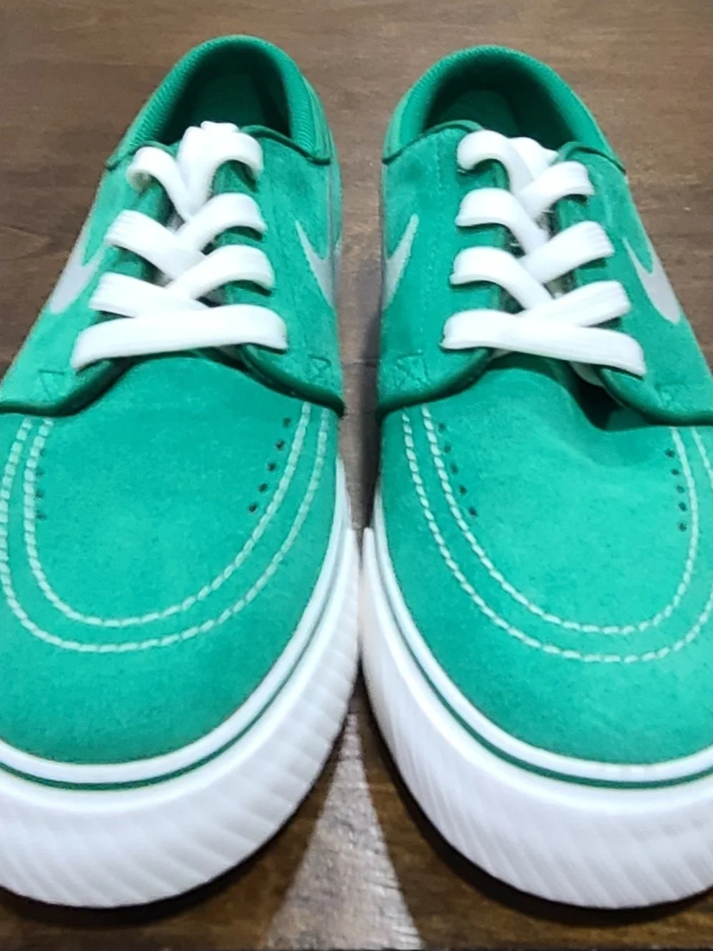 Nike SB Stefan Janoski Pine Green Sail (Grade School) Kid's 6Y / Women's 7.5